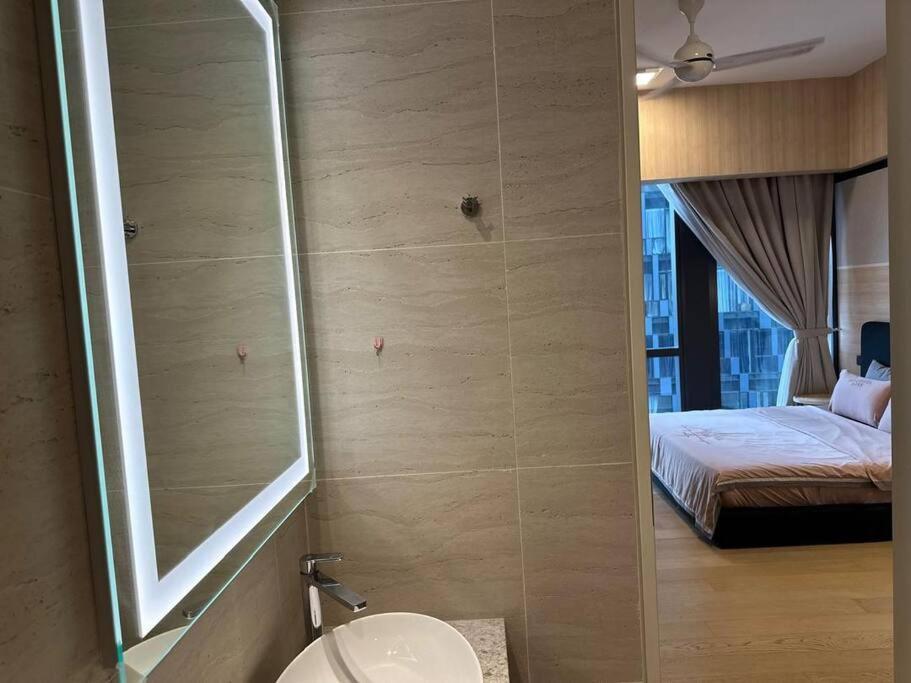 Cozy Comfy & Affordable Place At Klcc Pangsapuri Kuala Lumpur